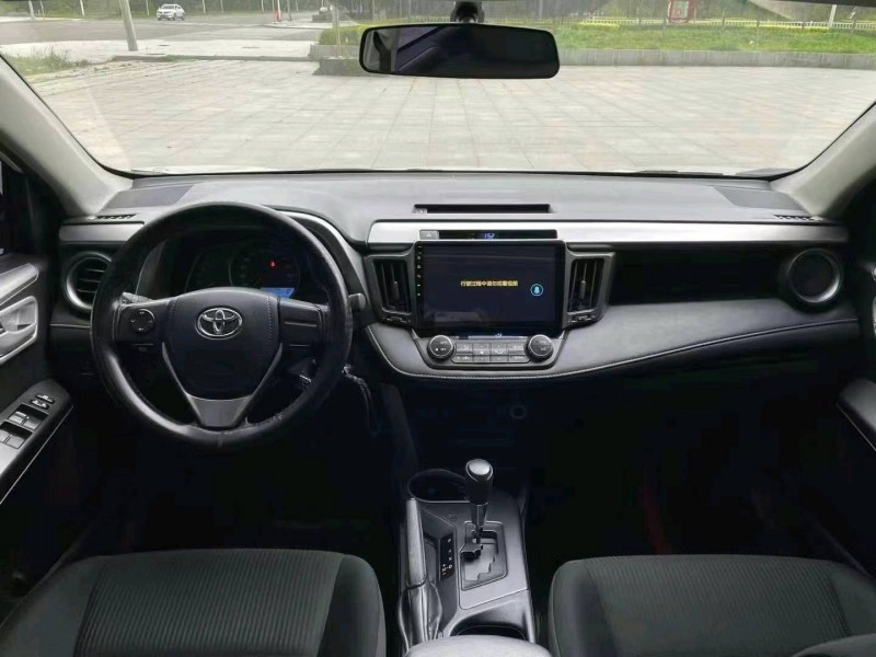 吉林19年豐田RAV44