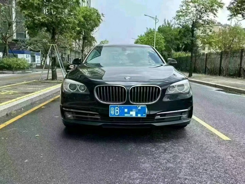 深圳15年宝马7系1