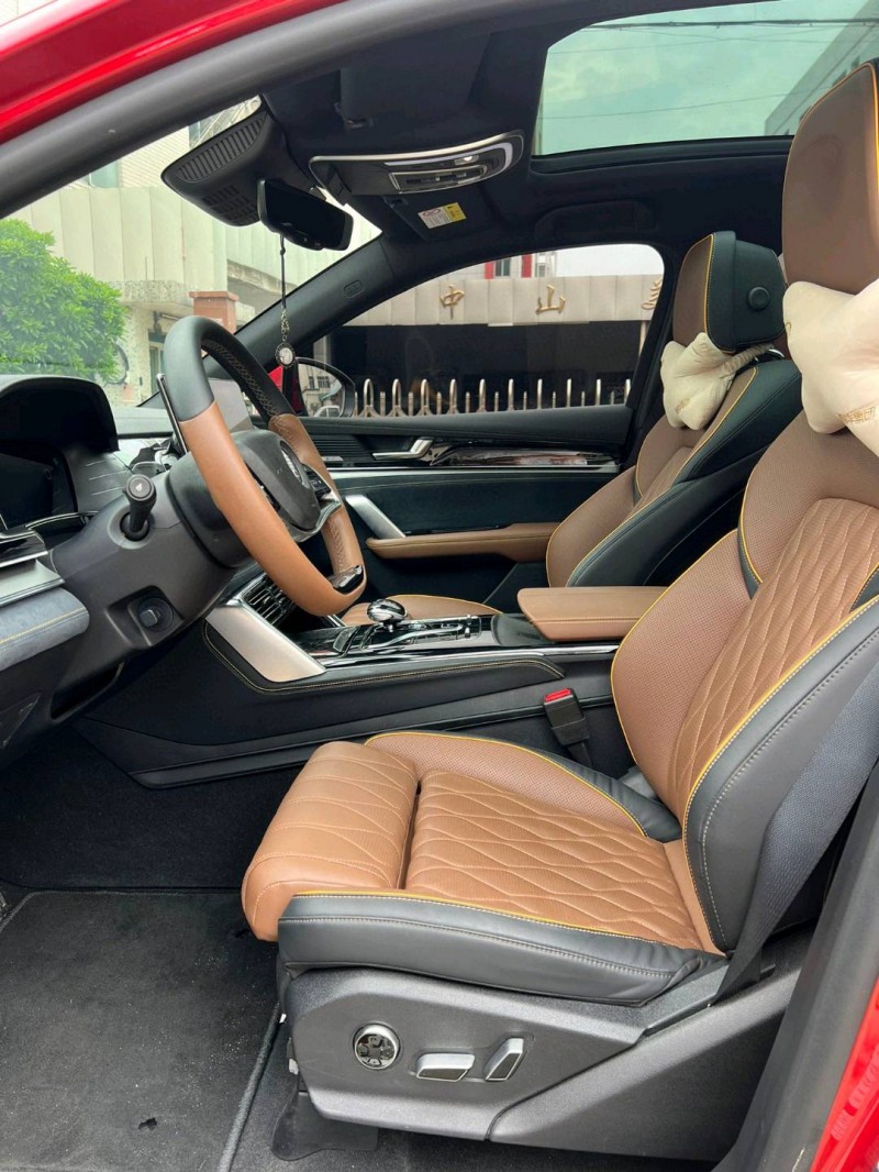 中山21年比亚迪唐8