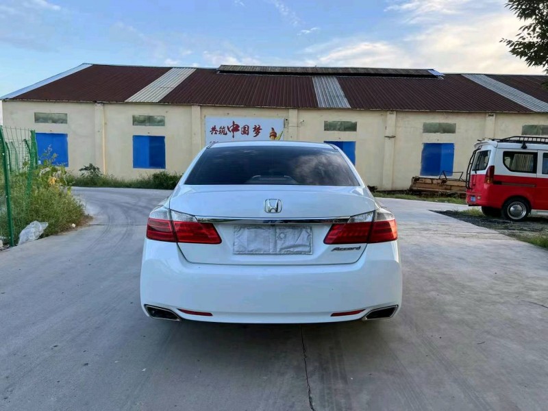 徐州15年本田雅阁8