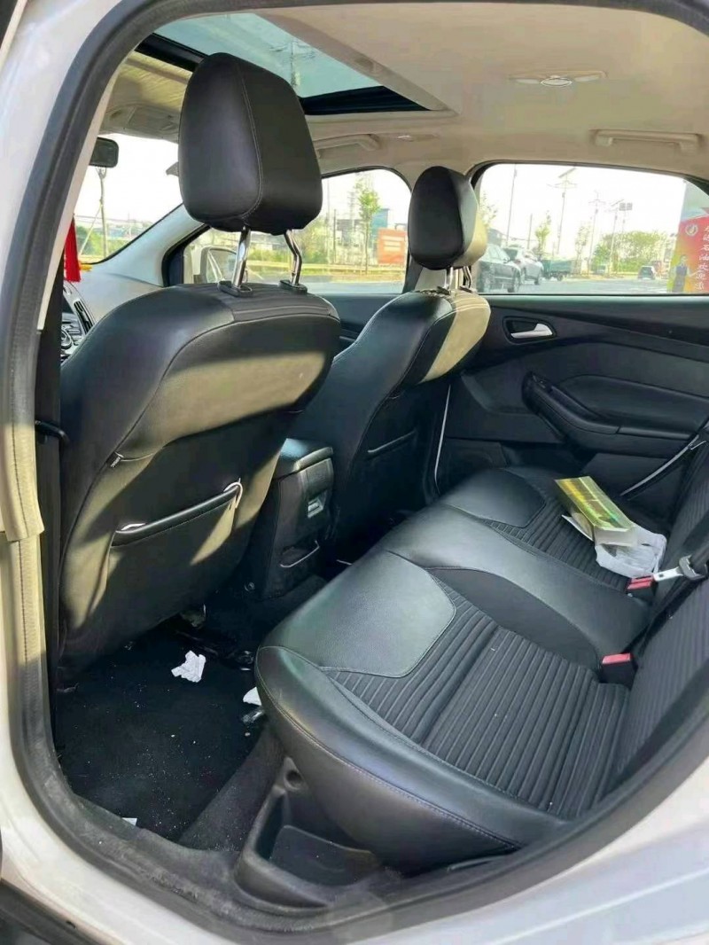 江门18年福特福克斯6