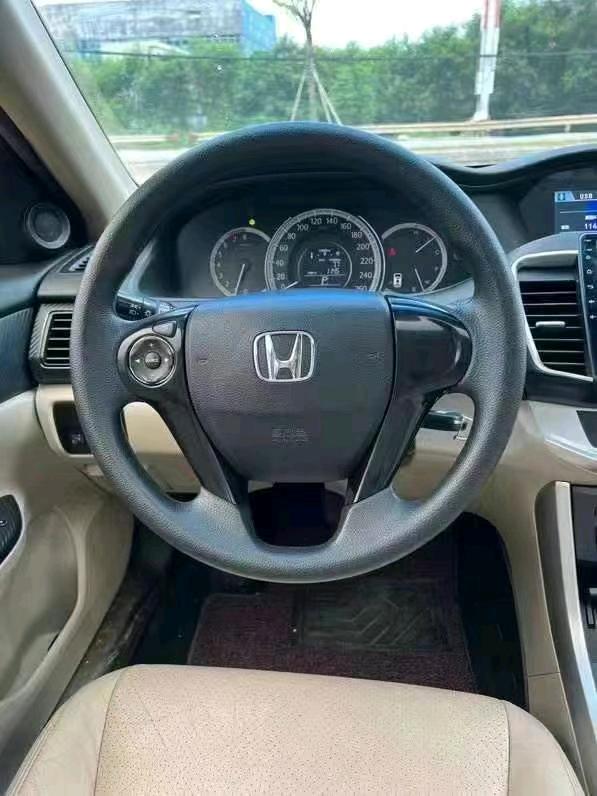 江门14年本田雅阁5