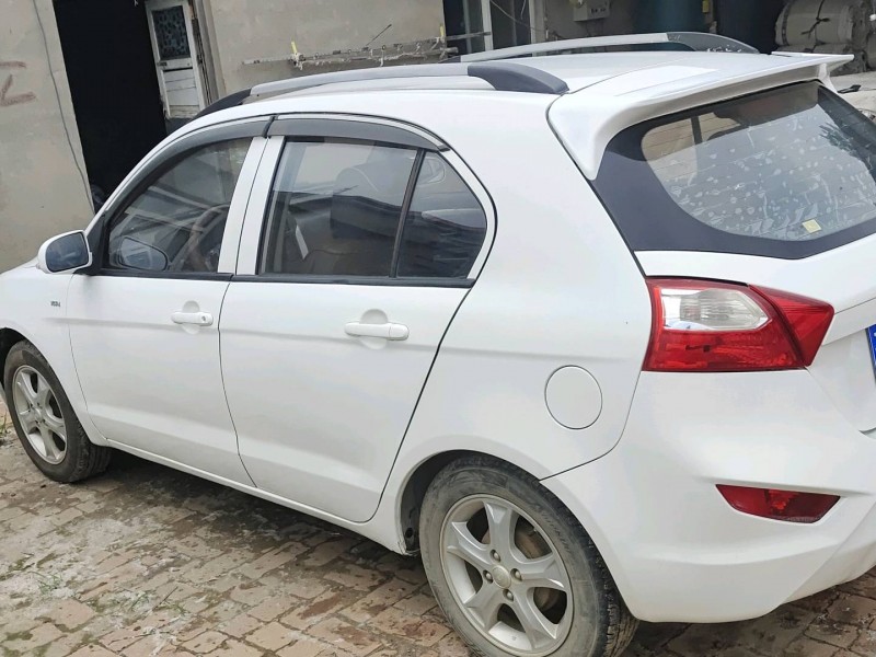 保定14年一汽夏利N72