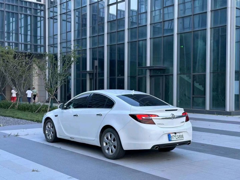 青岛14年别克君威5