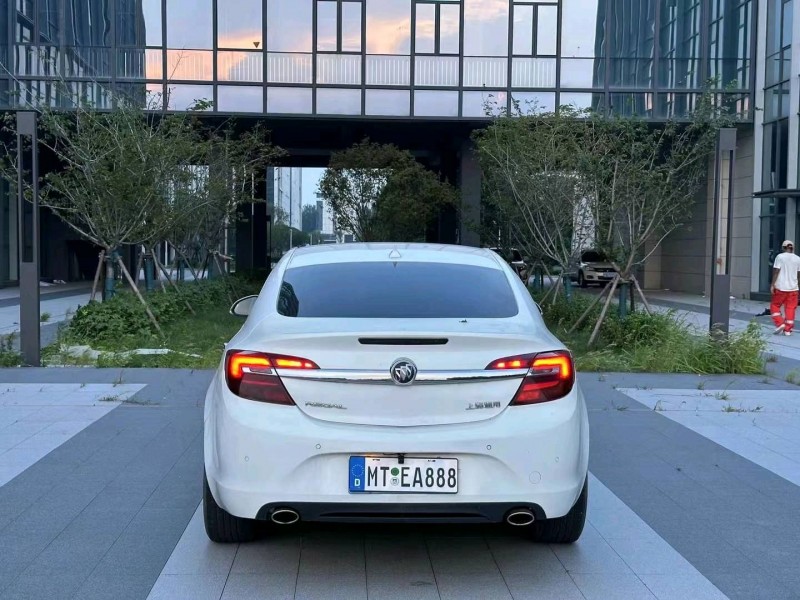 青岛14年别克君威6