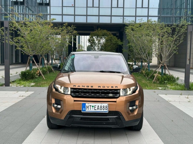 青岛14年路虎极光1