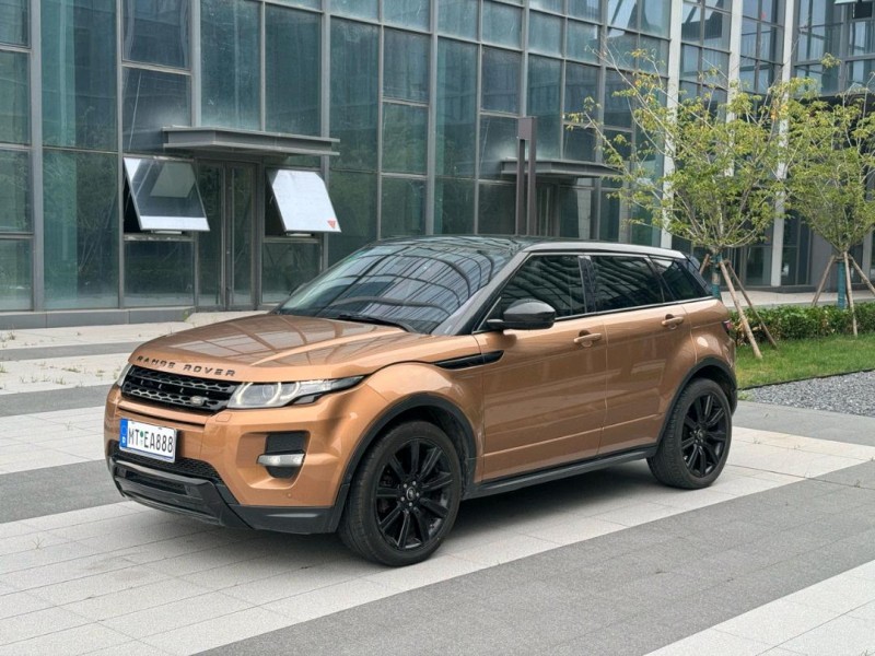 青岛14年路虎极光3