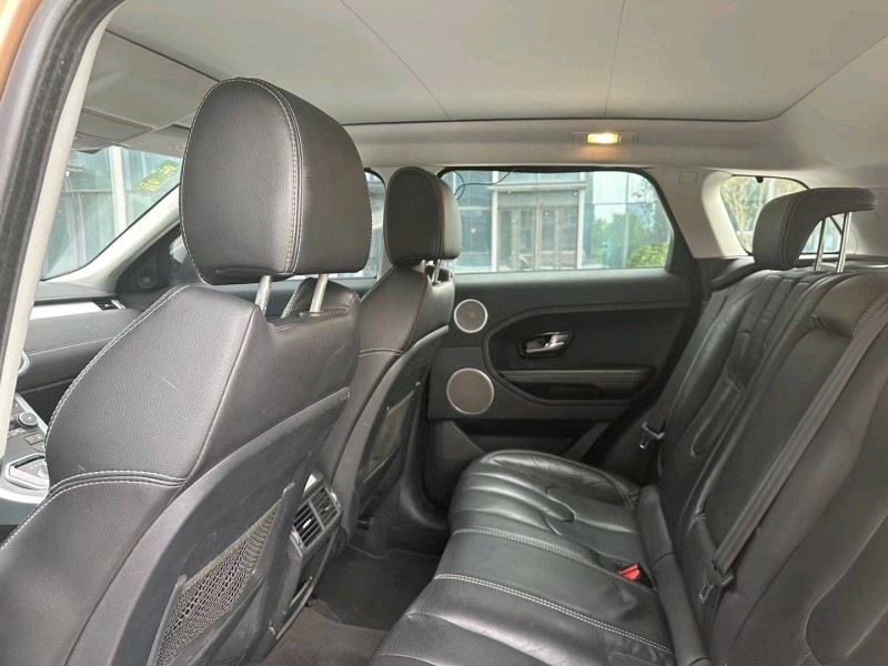 青岛14年路虎极光5