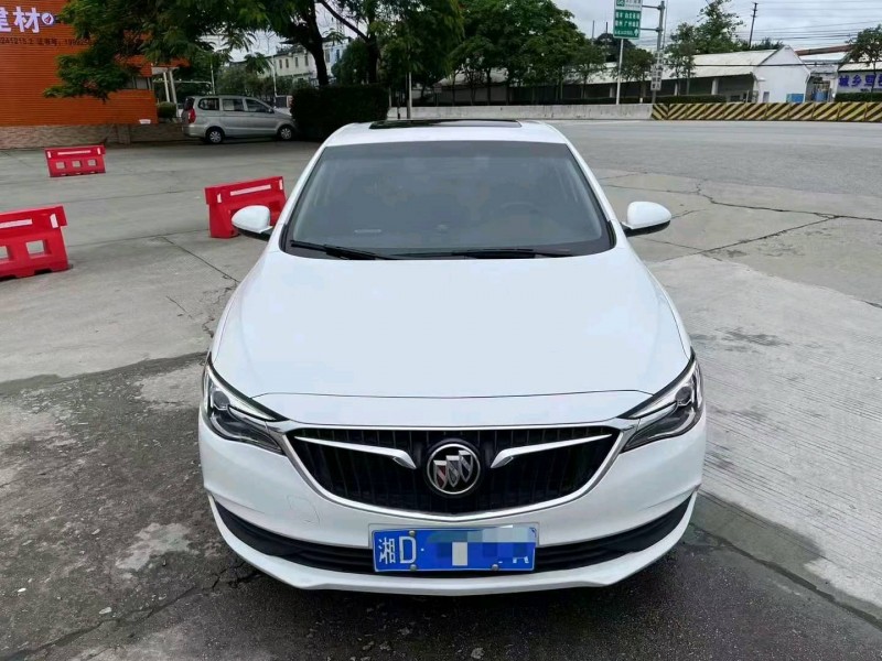 佛山22年别克英朗1