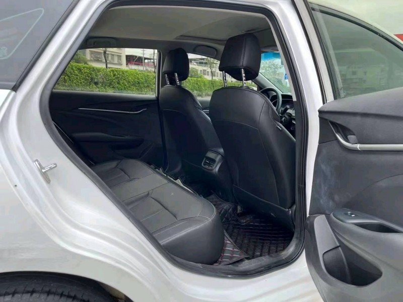 佛山22年别克英朗9