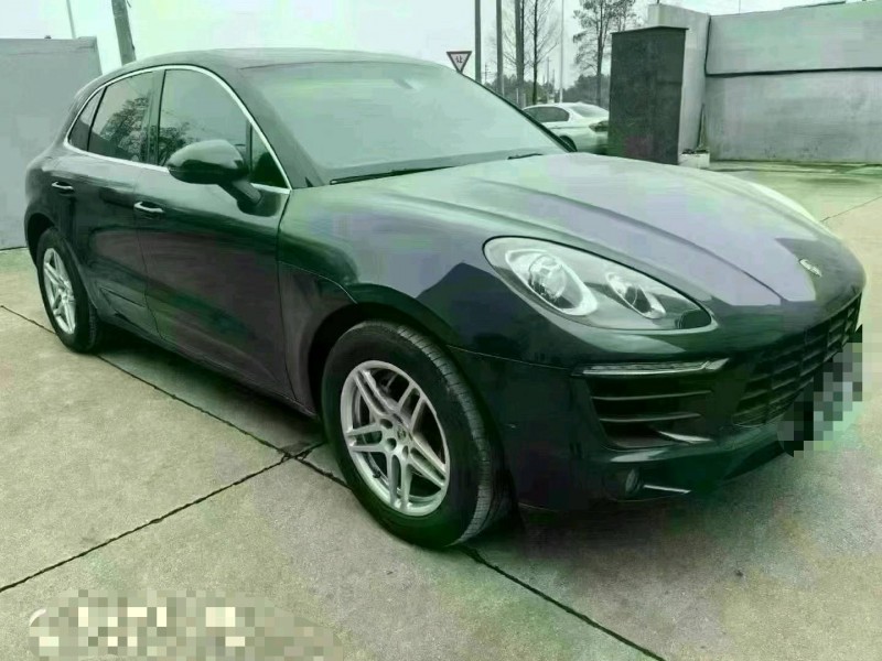 潍坊16年保时捷Macan1