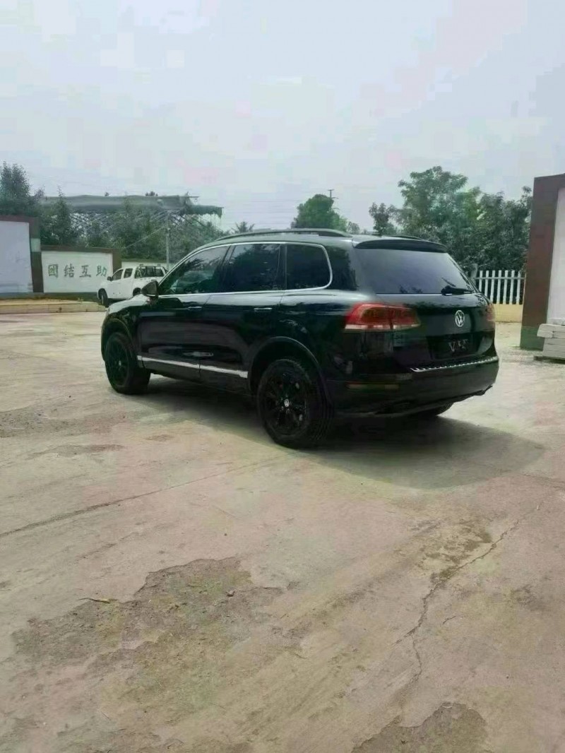 潍坊13年大众途锐7