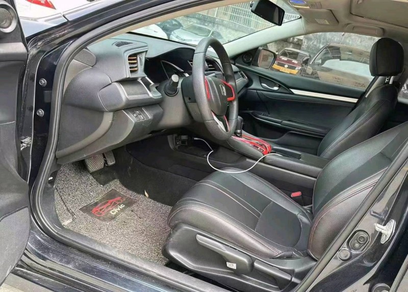 汕头18年本田思域7