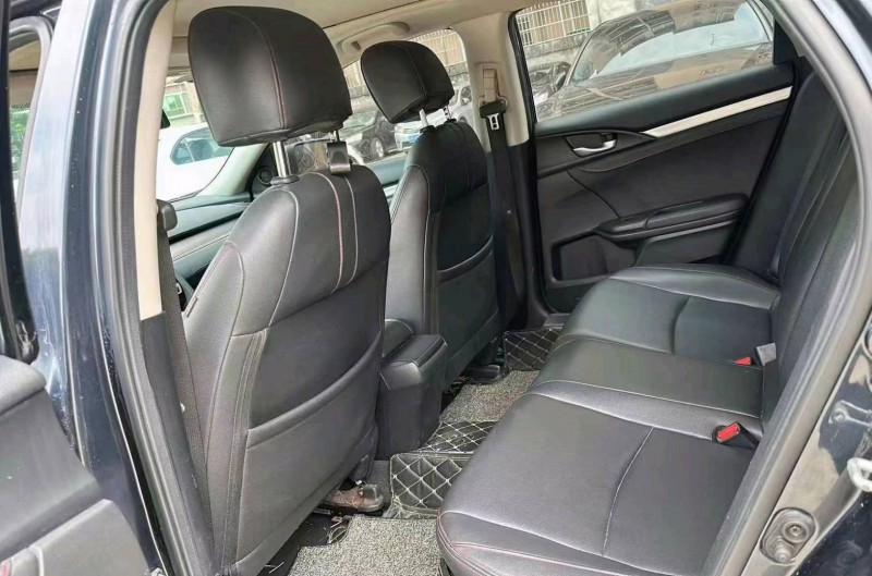 汕头18年本田思域8