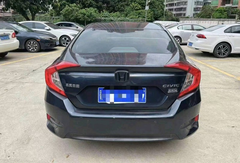 汕头18年本田思域9