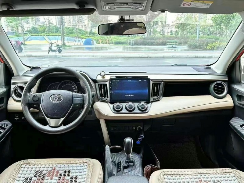 东莞14年丰田RAV4荣放6