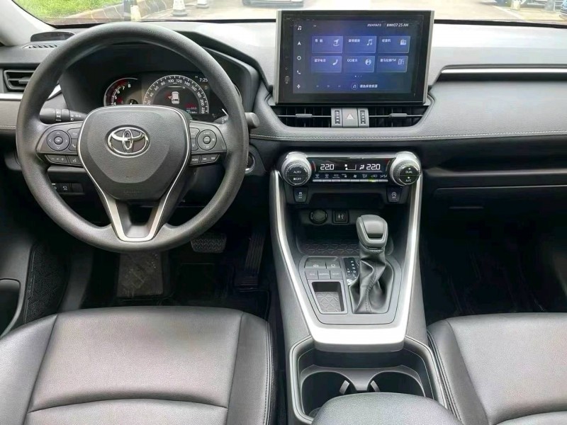 中山23年丰田RAV47