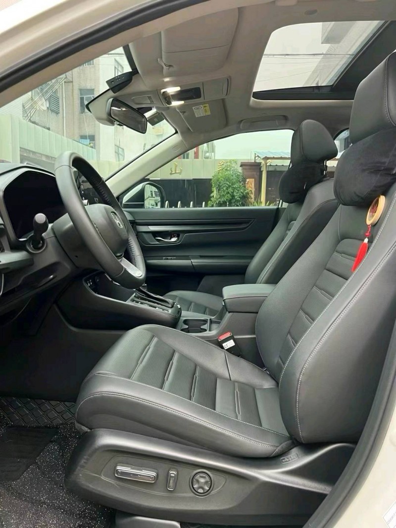 中山23年本田CRV8