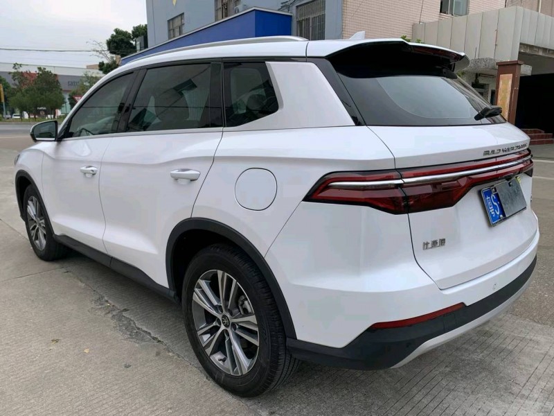 中山21年比亚迪宋4