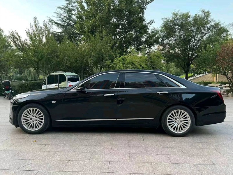 邢台19年凯迪拉克CT68