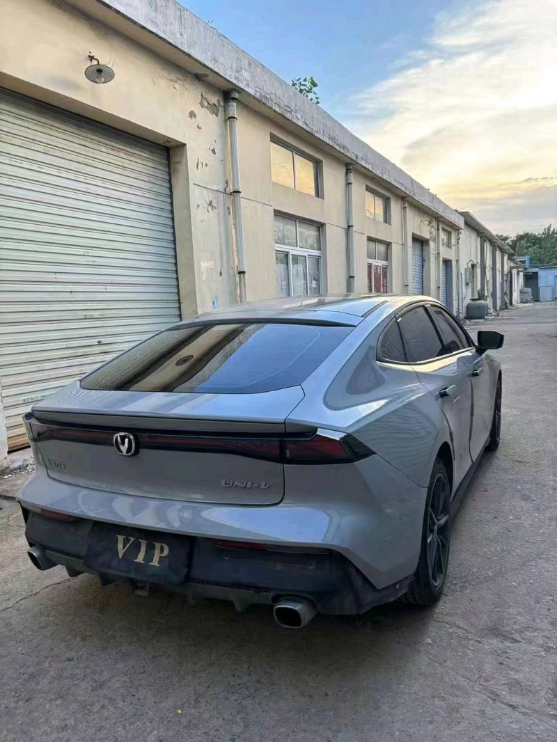 苏州23年长安汽车UNI-V8