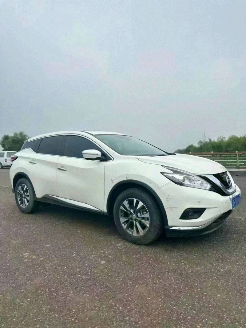 天津20年日產樓蘭2