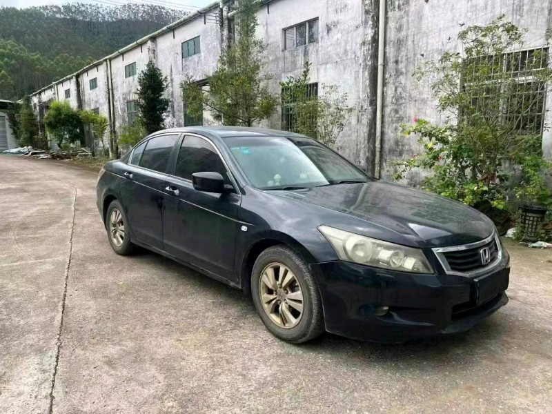 佛山08年本田雅阁2