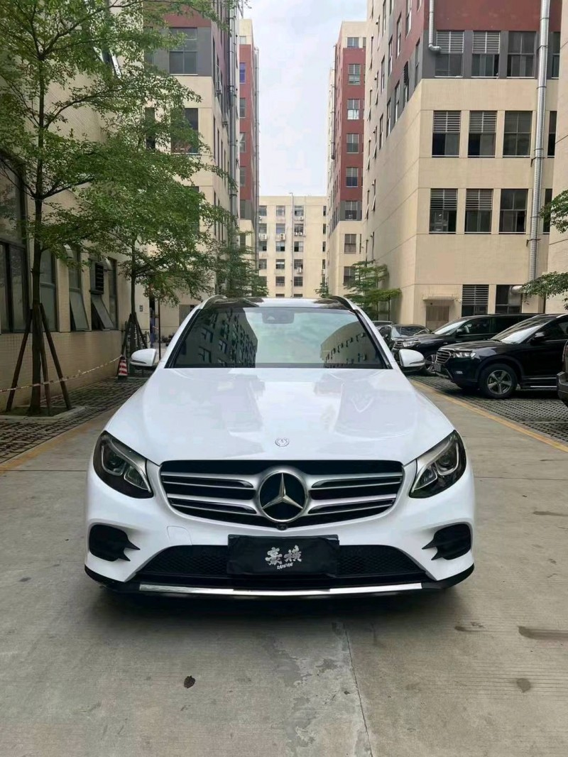广州17年奔驰GLC1