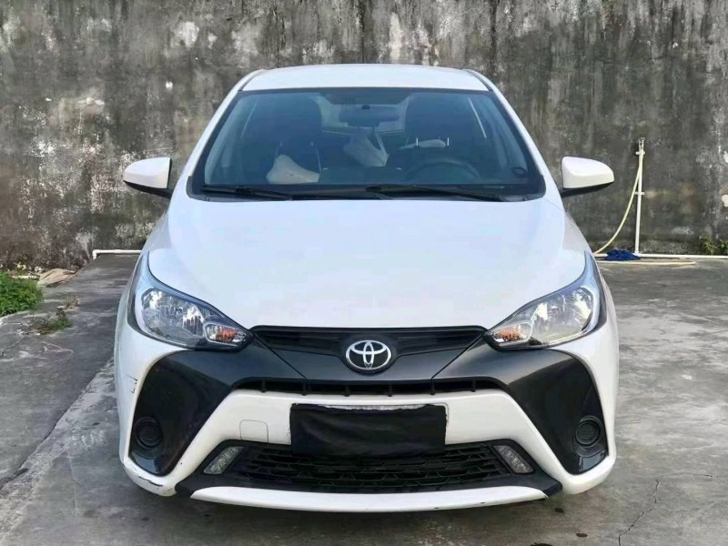 湛江19年豐田YARiS L 致炫1