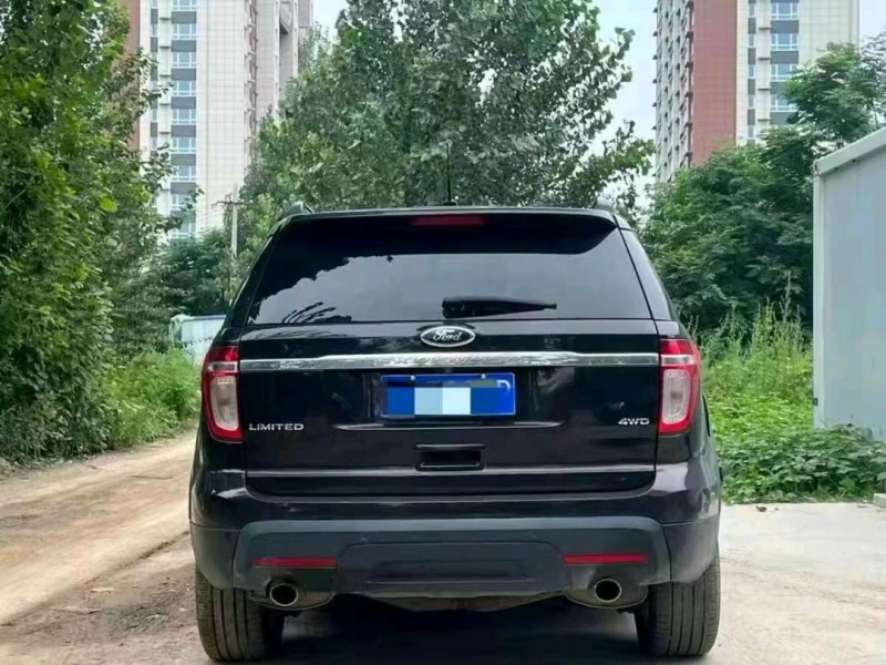 烟台15年福特探险者6