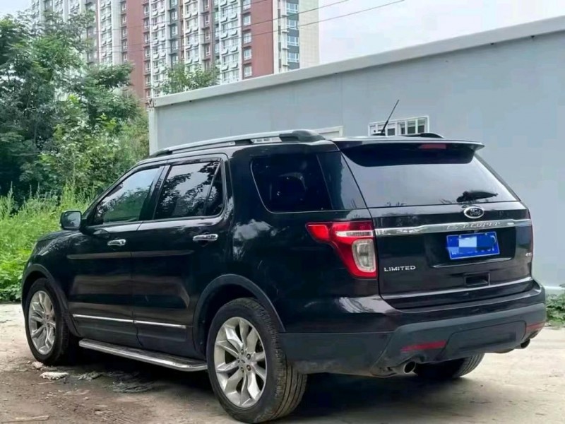 烟台15年福特探险者7