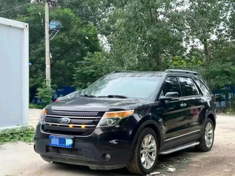 烟台15年福特探险者8