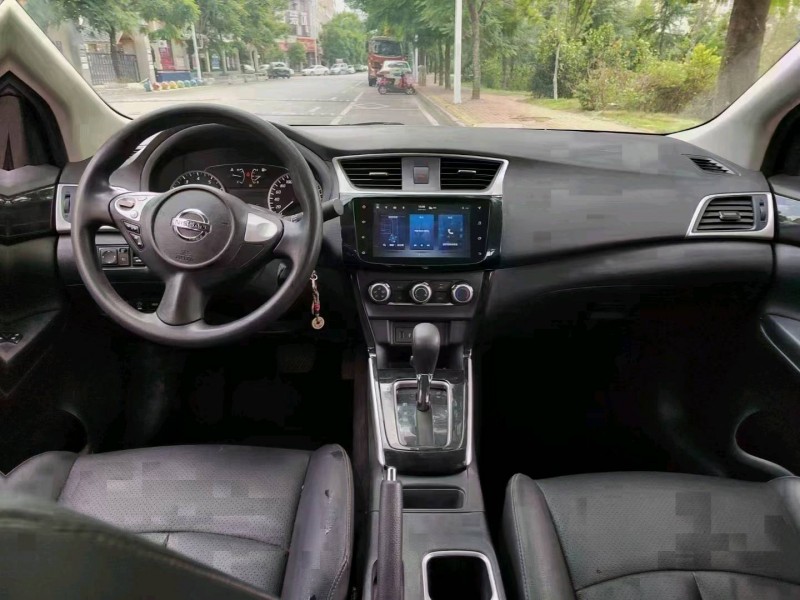 安順22年日產軒逸8