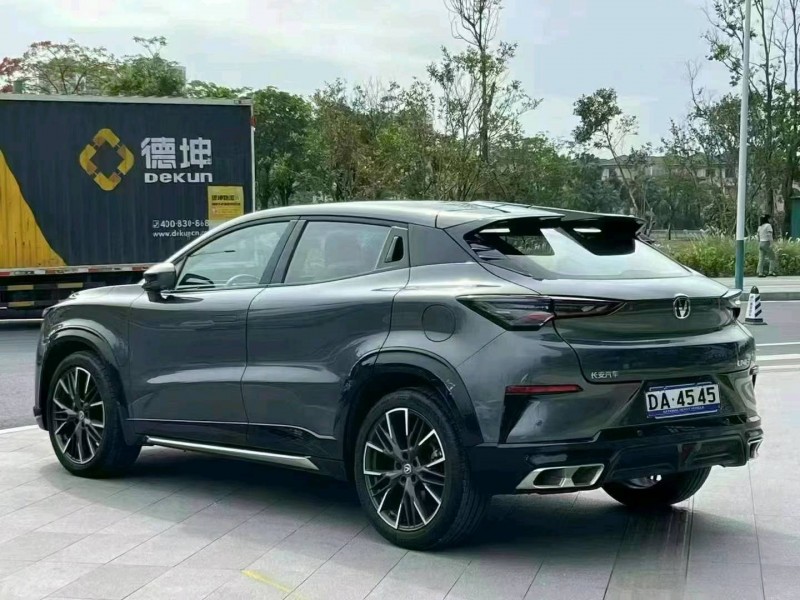 广州23年长安汽车UNI-T5
