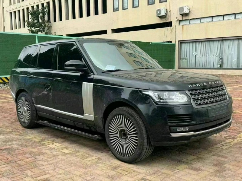 青岛16年路虎揽胜行政2