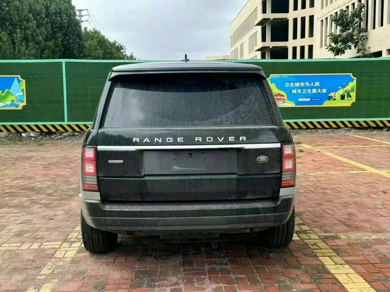 青岛16年路虎揽胜行政9