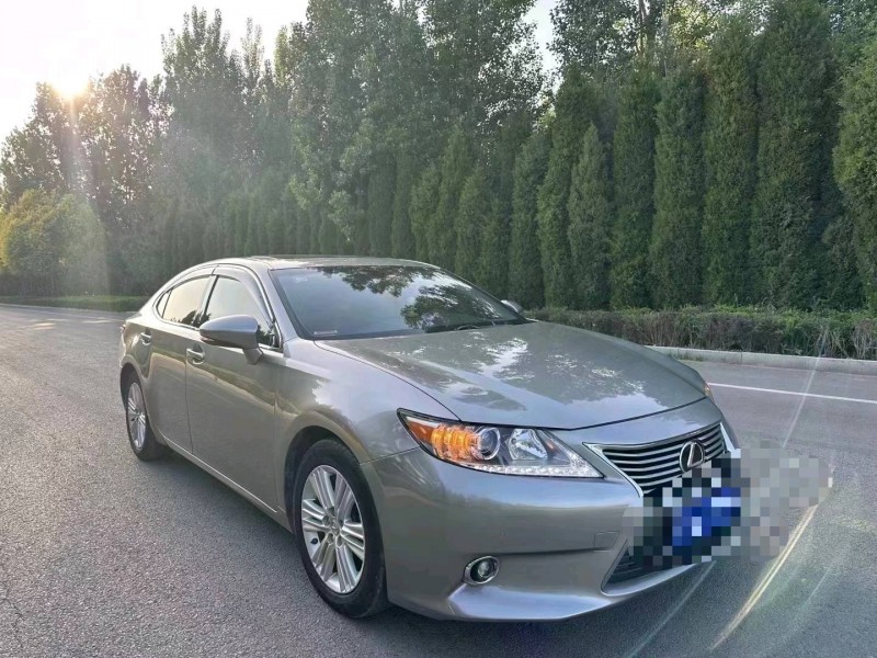 济南14年雷克萨斯ES3