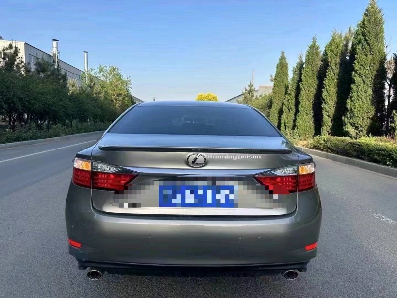 济南14年雷克萨斯ES9