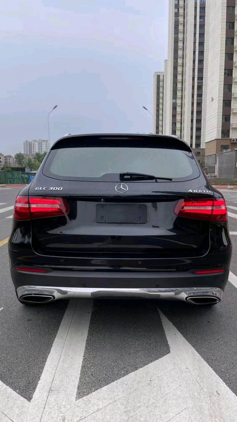 济宁16年奔驰GLC7