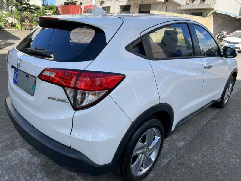 中山21年本田缤智5