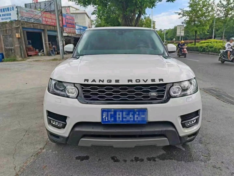 广州17年路虎揽胜运动1