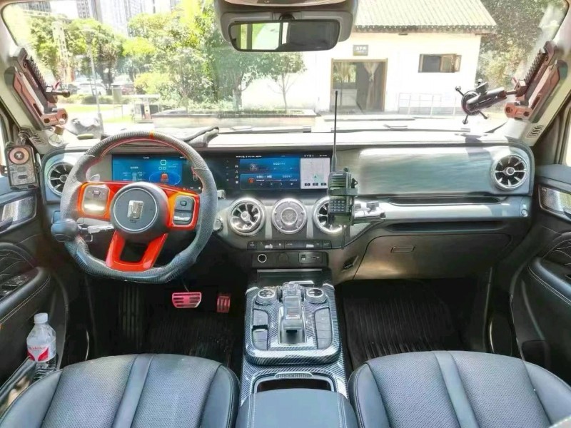 新余23年長城汽車坦克3008