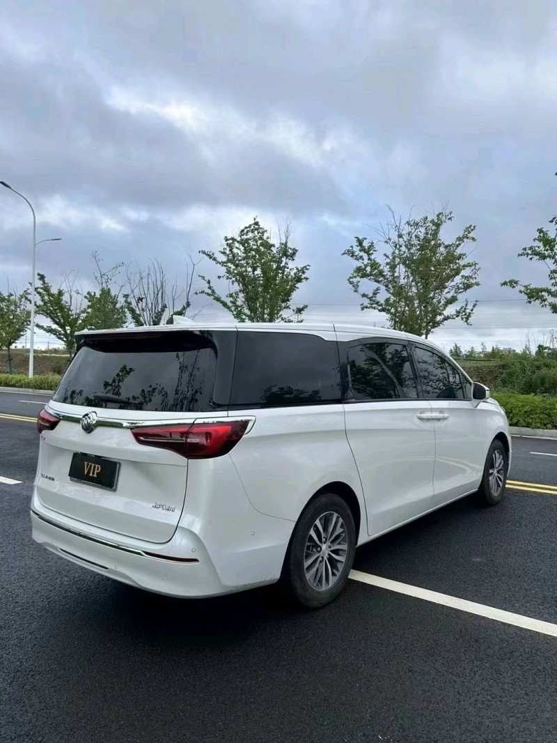 徐州21年别克GL87