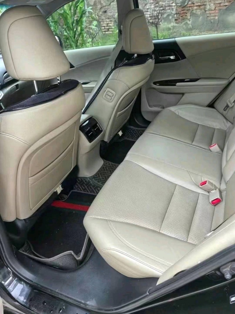 淄博15年本田雅阁5