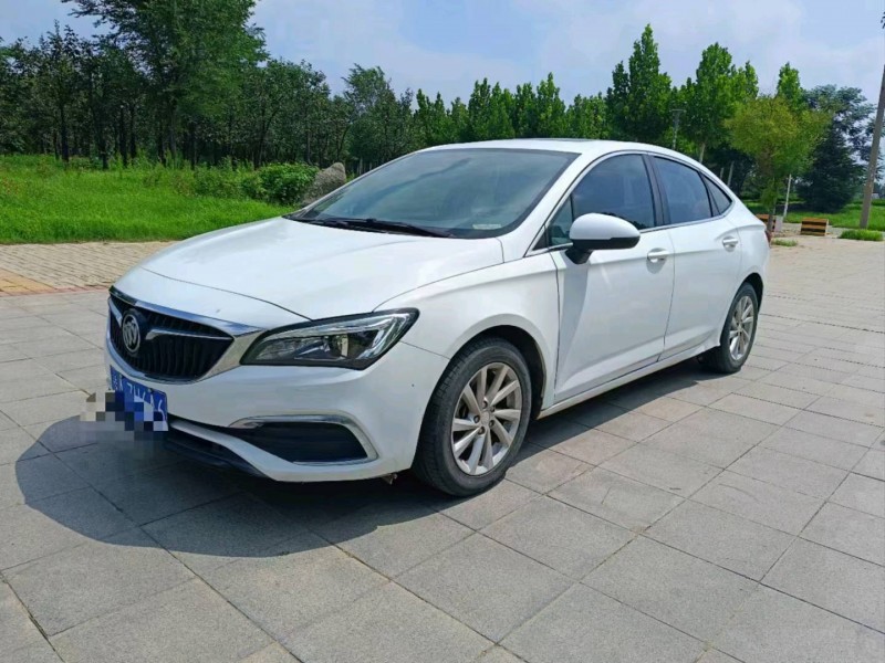 聊城18年别克威朗3