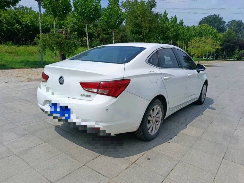 聊城18年别克威朗7