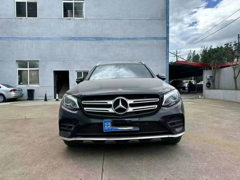 徐州19年奔驰GLC1