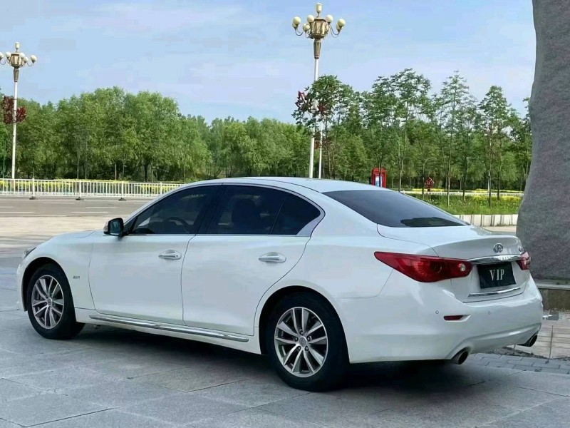 吉林17年英菲尼迪Q50L5