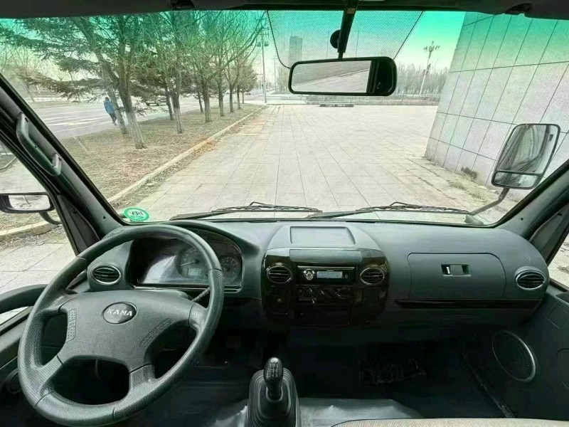 吉林20年凱馬汽車銳捷EM267