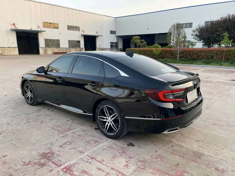 徐州23年本田雅阁8